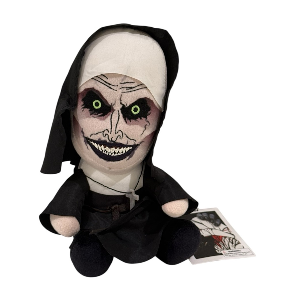 NEW Kidrobot “ The Nun “ ~